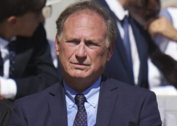 Alito says he has hunch who leaked Dobbs decision
