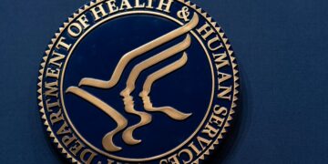 HHS endorses DEA move to schedule synthetic kratom extracts